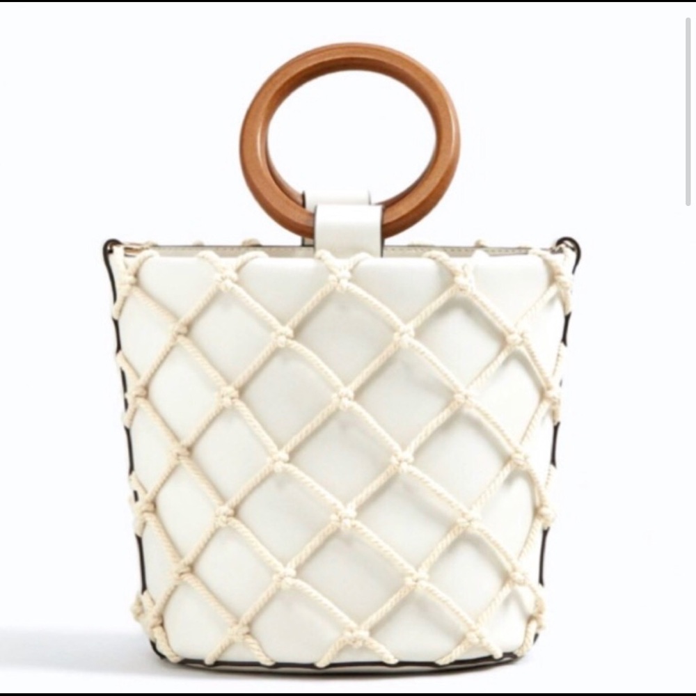 Mango bucket bag